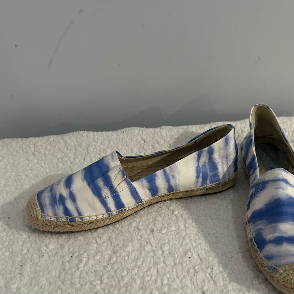 Michael Kors Women's Sz 5 Kendrick Espadrille Slip On Flats Blue White Tie Dye - Picture 7 of 14